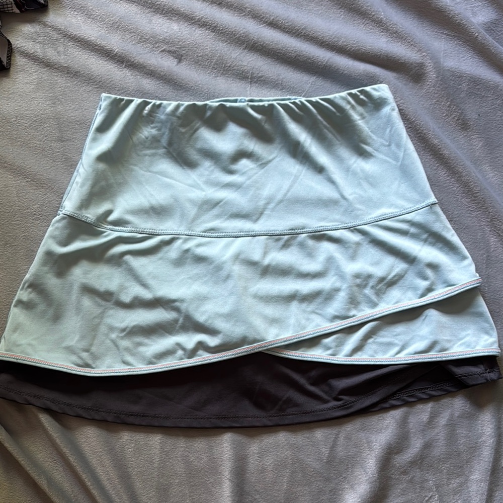 Women's Lucky in Love light green mint skort with gray bottom layer size S 4-6